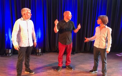*Le théâtre d&rsquo;impro au service de la réflexion collective
